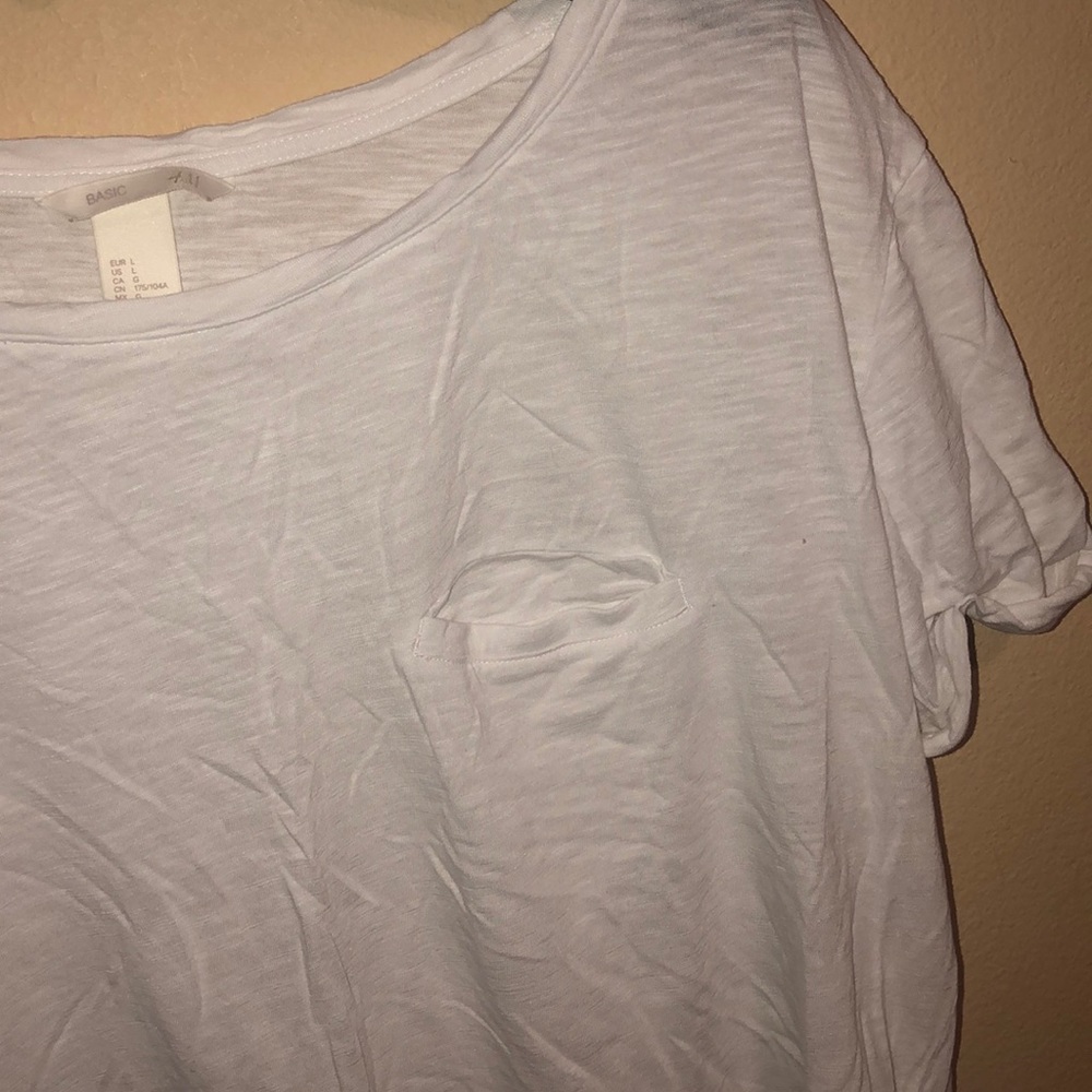 White basic tee - Picture 2 of 2